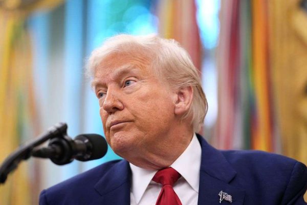 Trump eleva los aranceles del acero y aluminio al 50%