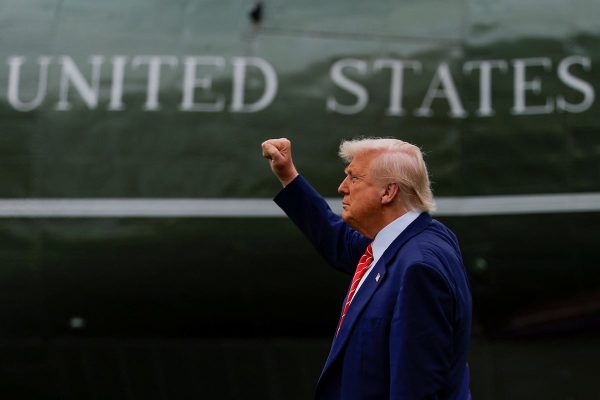 Trump prohíbe la entrada en Estados Unidos a ciudadanos de 12 países | Internacional EL PAÍS
