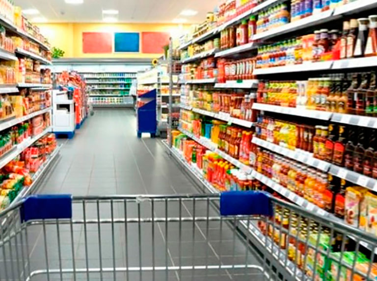 Ansa: 95% de las operaciones comerciales se hacen en bolívares