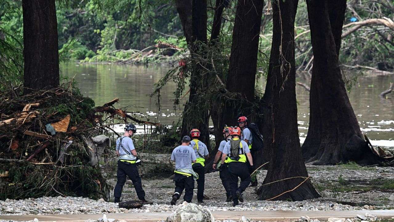 Aumenta a 79 la cifra de muertos por inundaciones en Texas