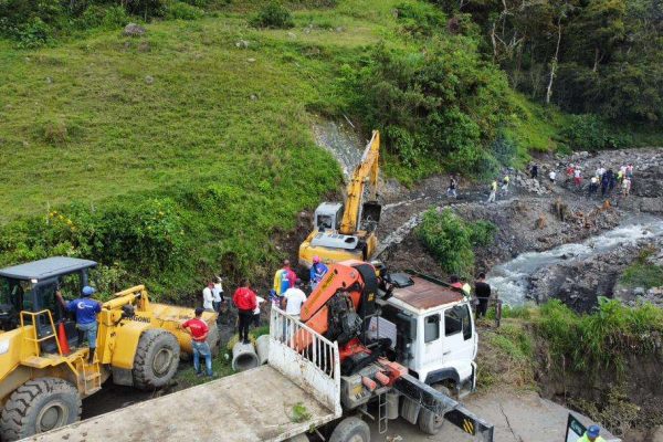 Avanza rehabilitación de vías afectadas por lluvias en Trujillo Avanza rehabilitación de vías afectadas por lluvias en Trujillo