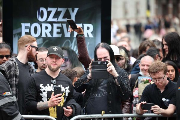 Birmingham se despide de Ozzy Osbourne con cortejo fúnebre