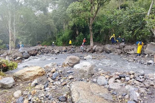 Continúa despliegue para atender afectaciones por lluvias en Trujillo