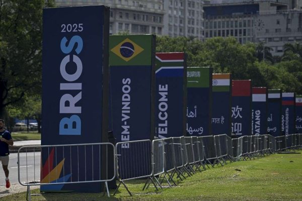 Cumbre de los BRICS desafía amenazas de Occidente en Brasil Cumbre de los BRICS desafía amenazas de Occidente en Brasil