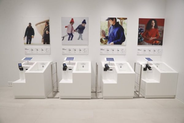 De la apuesta de Inditex a la negativa de Mercadona: el autocobro crece entre las dudas sobre su impacto laboral | Empresas Cinco Días