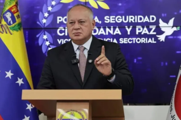 Diosdado Cabello acusa a EEUU de buscar traidores a la patria para justificar agresiones contra Venezuela