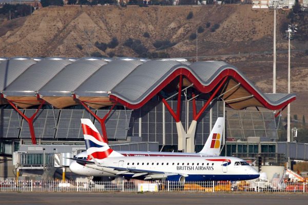 El choque millonario de IAG con Hacienda por la fusión de Iberia y British en 2011 escala al Supremo | Empresas Cinco Días