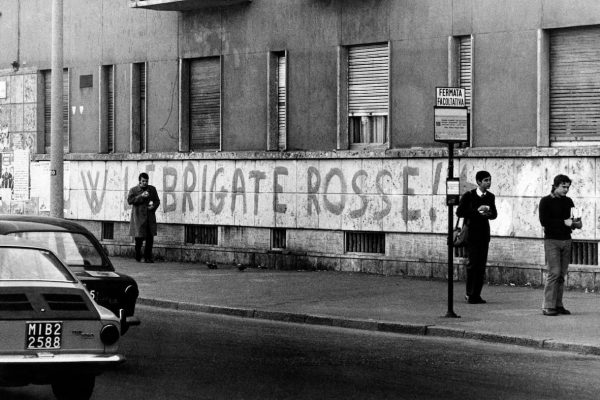 El fenómeno editorial italiano que revive con humor las sombras del terrorismo de los años de plomo | Cultura EL PAÍS
