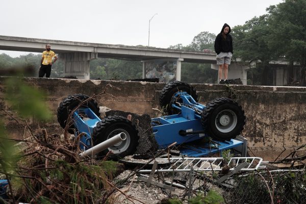 “El río creció y todo lo que teníamos quedó bajo el agua”: Texas lucha contra el tiempo para encontrar supervivientes de las inundaciones EL PAÍS
