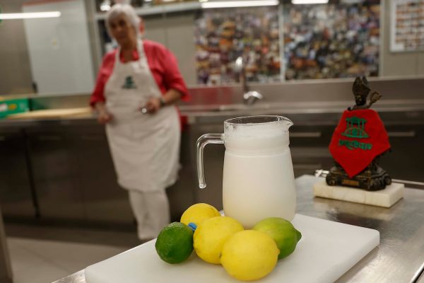 El sorbete del Gazteluleku, la bebida pamplonica que solo se sirve en San Fermín | Gastronomía: recetas, restaurantes y bebidas EL PAÍS