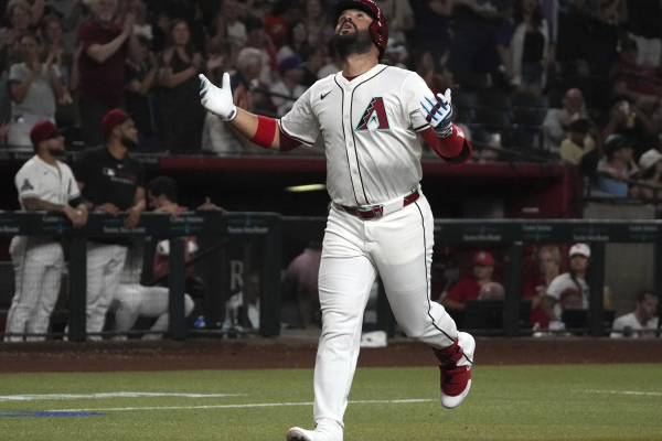 Eugenio Suárez pega HR y va tras marca de Galarraga Eugenio Suárez pega HR y va tras marca de Galarraga