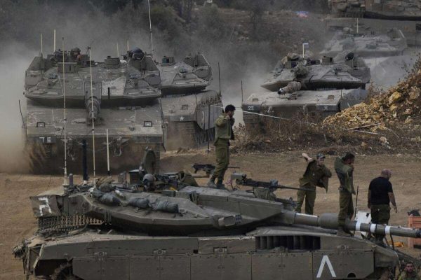 Fuerzas israelíes incursionan por aire y tierra en territorio de Líbano y Siria Fuerzas israelíes incursionan por aire y tierra en territorio de Líbano y Siria
