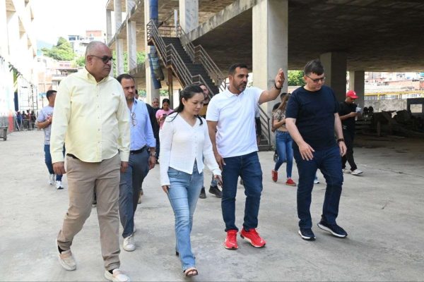 Instalarán ensambladora de pantallas LED en La Guaira Instalarán ensambladora de pantallas LED en La Guaira