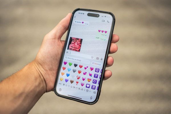 Las personas que usan emojis parecen más atentas y cercanas: “Responden a una necesidad humana universal” | Tecnología EL PAÍS