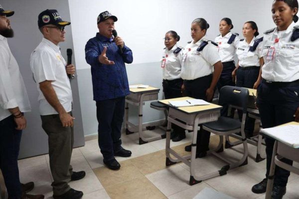 Ministro Diosdado Cabello inauguró nueva sede de la Unes en Maturín