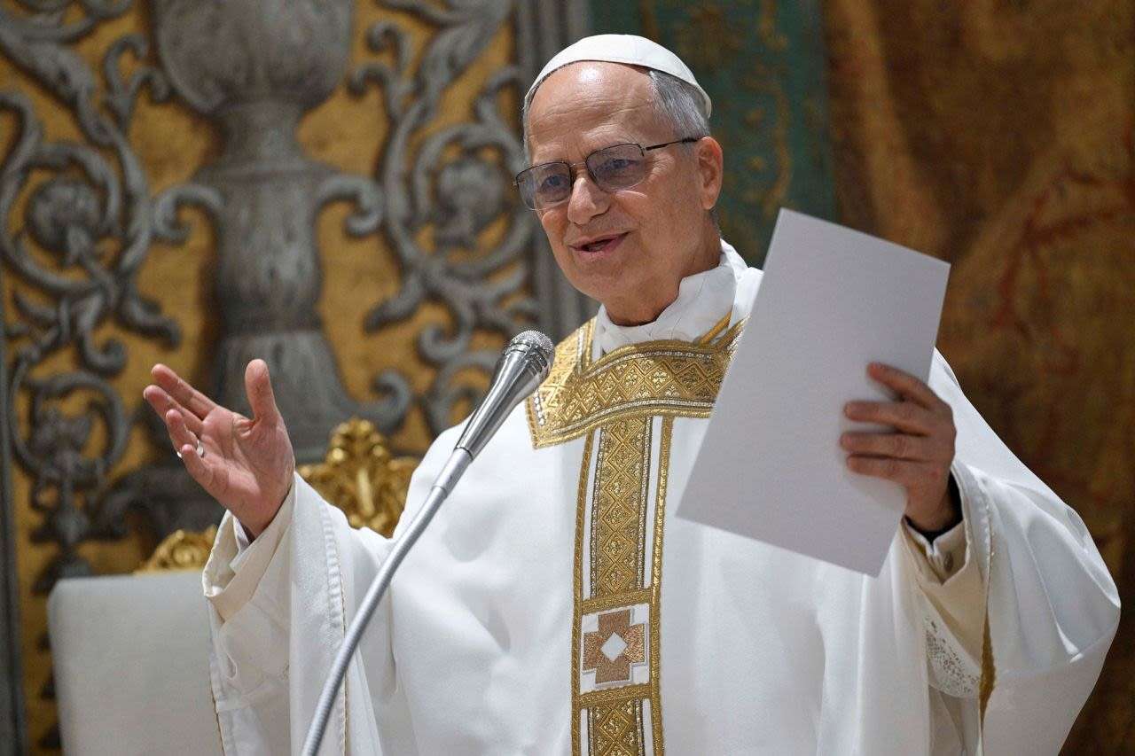Papa León XIV llama a los migrantes “mensajeros de esperanza”