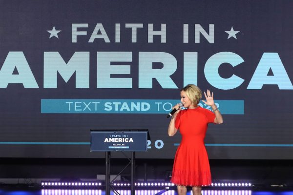 Paula White: Reza y Dios te hará rico: Trump encumbra a los predicadores de la prosperidad | Ideas EL PAÍS