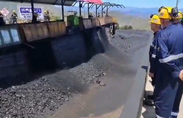 Prevén exportar carbón producido en Táchira a través de la frontera con Colombia Prevén exportar carbón producido en Táchira a través de la frontera con Colombia