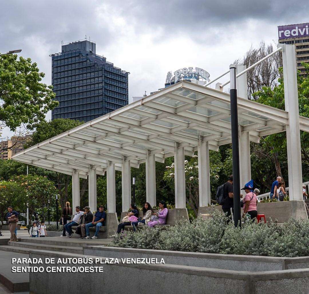 Recuperaron cinco paradas de autobuses en Caracas
