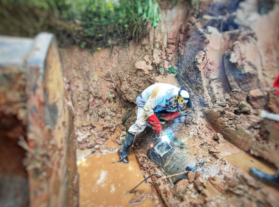 Reparan tubería de 48 Pulgadas en la carretera Coro-Churuguara