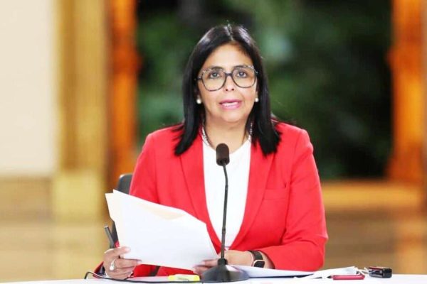 Rodríguez desmiente a Bloomberg y ratifica recuperación petrolera Rodríguez desmiente a Bloomberg y ratifica recuperación petrolera