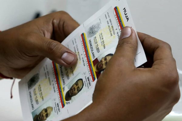 Saime verifica datos de personas con cédula entre los 22 y 32 millones