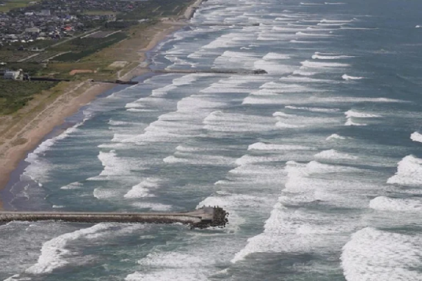 Olas de tsunami alcanzan las costas del oeste de EEUU tras el fuerte sismo en Rusia