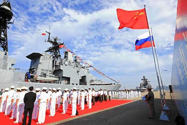 China y Rusia realizan ejercicios navales en el Mar de Japón