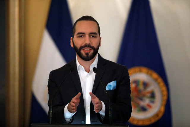El presidente de El Salvador Nayib Bukele publicó una foto del clima de Caracas y desata polémica