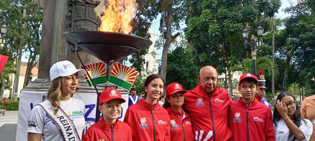 Encienden Fuego Patrio en Lara para los juegos deportivos escolares