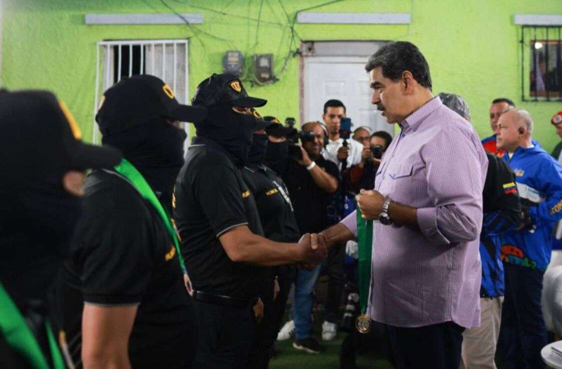 Maduro condecora a efectivos militares y policiales por destacada labor