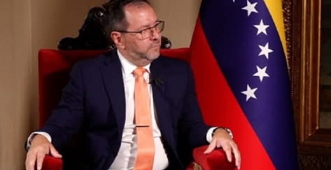 Canciller Yván Gil niega acusaciones de narcotráfico y asegura que Venezuela está preparada para disuadir conflictos