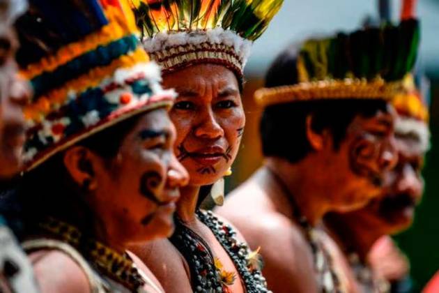 Maduro reafirma el compromiso con la dignidad de los pueblos originarios