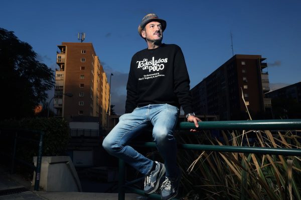 Alex: Alex O’Dogherty, actor y cómico: “Hoy algún imbécil le diría a Chaplin por redes que es ridículo con ese bigotito” | Cultura EL PAÍS