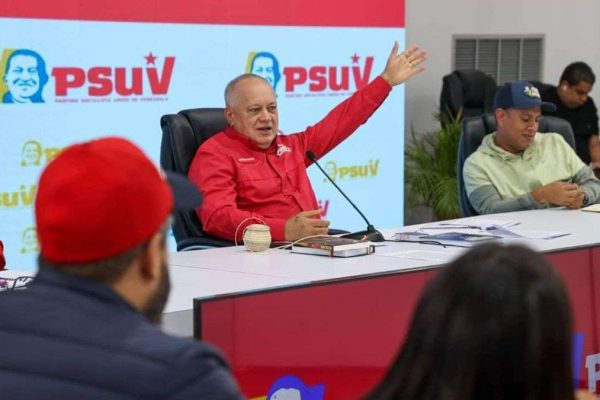 Cabello calificó a Duque de inmoral tras declaraciones sobre despliegue militar en el Caribe