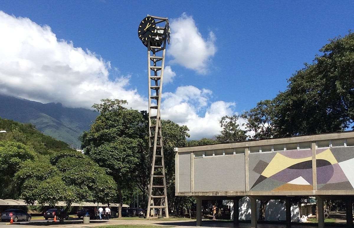 Egresados de la UCV rechazan felicitación del Consejo Universitario a MCM