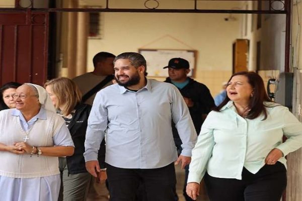 Honran legado de Carmen Rendiles en el Asilo La Providencia San Antonio