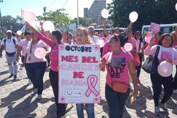 La Guaira llama a las mujeres a tocarse para prevenir cáncer de mamas