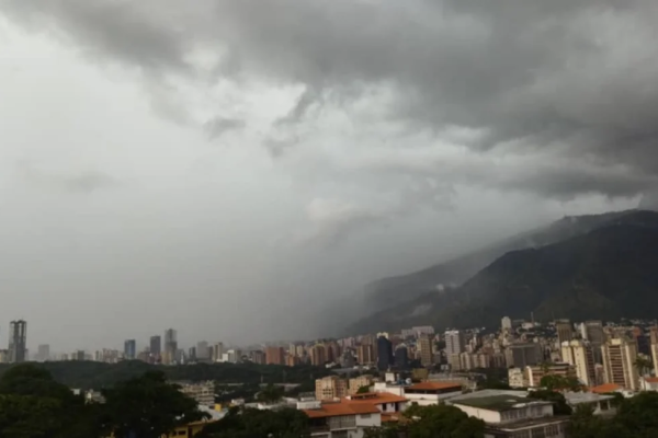 La 'tormenta tropical Melissa' sorprende a Maracaibo este 23 de octubre y se extiende por toda Venezuela
