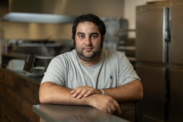 Miguel Puchol, empresario: “Gastamos 120 toneladas de patatas al año y ahora ya no puedo pensar en tortillas: solo pienso en patatas” | Gastronomía: recetas, restaurantes y bebidas EL PAÍS