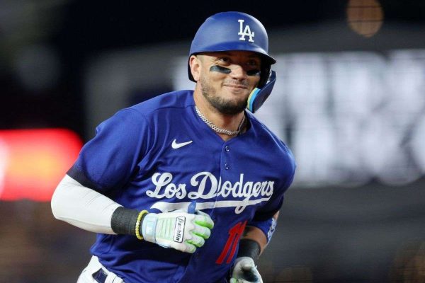 Miguel Rojas colgará los spike en 2026
