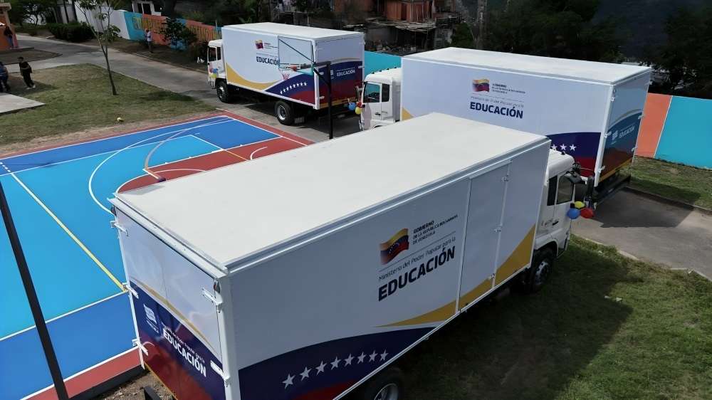 Tres camiones del PAE llegan al estado Miranda