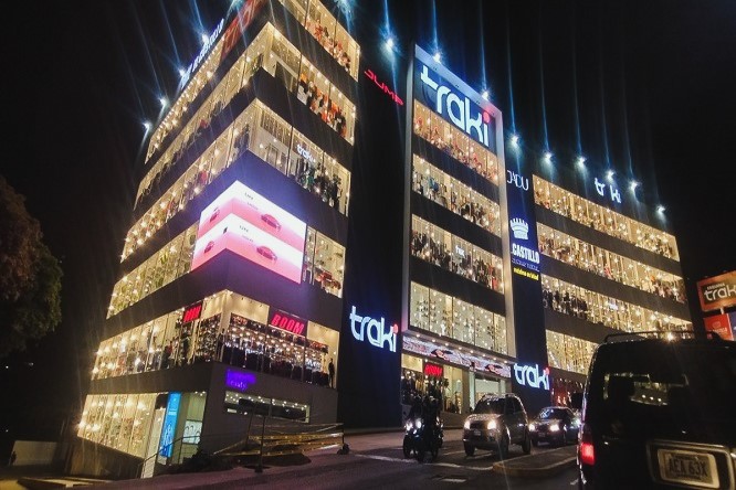 Centro Traki ¡Redefiniendo la experiencia comercial en Venezuela! - FOTO