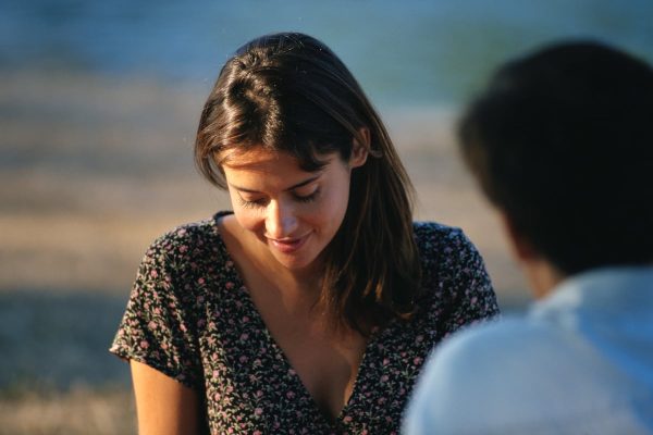 ¿Qué podemos interpretar de una persona que no nos mira a los ojos al hablar? | Estilo de vida EL PAÍS