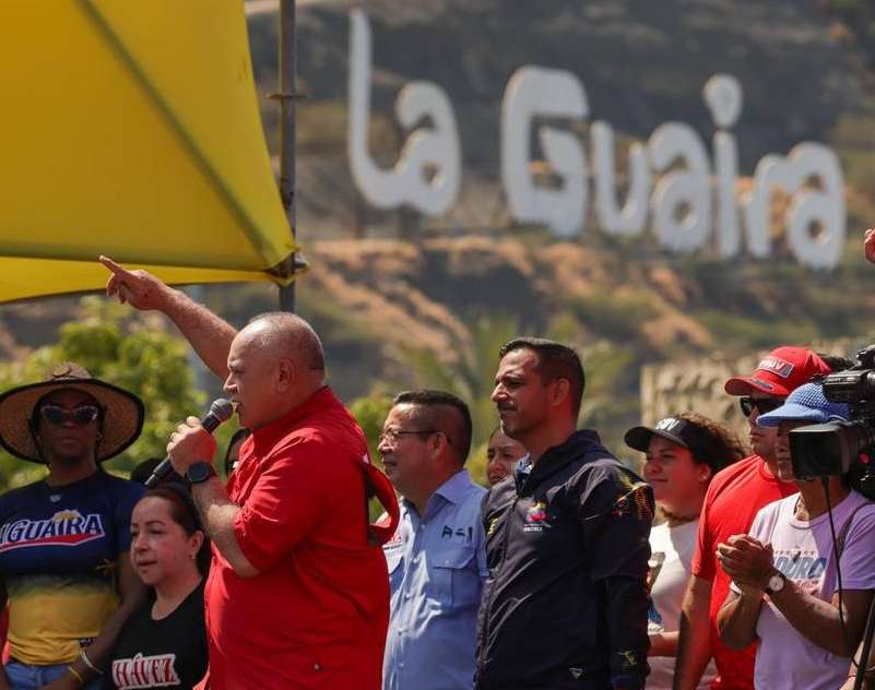 Diosdado Cabello juramentó Comités Bolivarianos de Base Integral en La Guaira