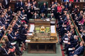 Legisladores británicos exigen a EEUU abstenerse de atacar a Venezuela