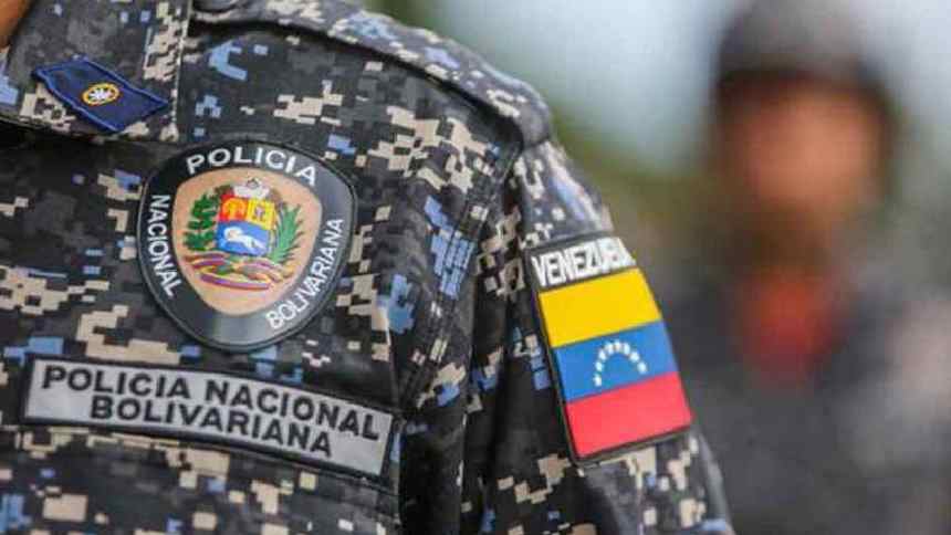 Nicolás Maduro anuncia sistema de protección social para policías y sus familiares