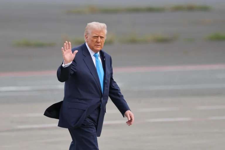 Trump amenaza a Nigeria y ordena al Pentágono a prepararse para atacarla