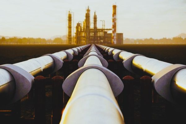 Alberto Constantino Konrad Dávila - Oleoductos y gasoductos ¡Infraestructuras vitales del transporte energético! - FOTO