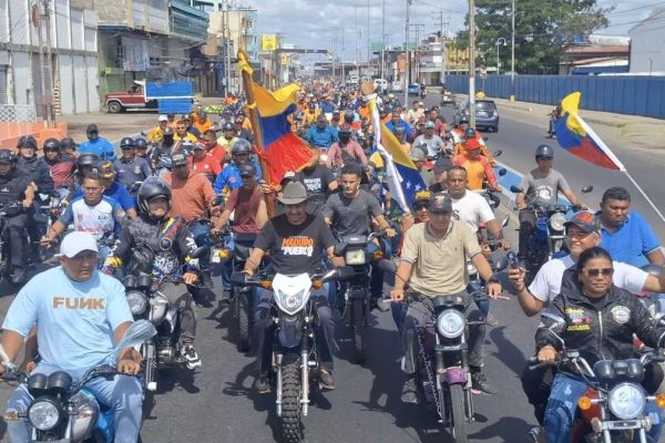 Apure protesta masivamente por secuestro de Maduro y exige su liberación inmediata